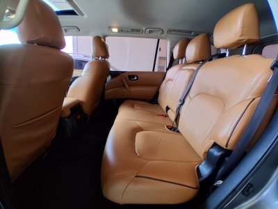 Nissan Patrol 2015 (GCC) (Sunroof)